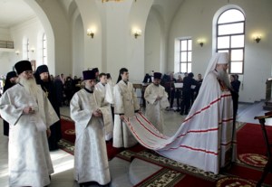 Божественная Литургия в Cвято-Никольском мужском монастыре г. Саратова