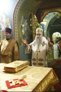 Божественная литургия в Свято-Троицком кафедральном соборе г.Саратова