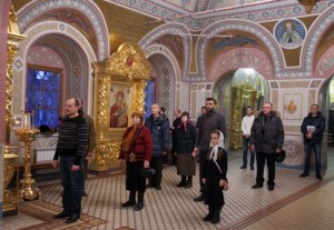 Всенощное бдение в Свято-Троицком кафедральном соборе города Саратова