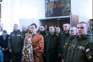 Божественная литургия в храме в честь Воздвижения Честнаго и Животворящего Креста Господня на территории Вольского военного института материального обеспечения
