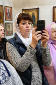 Божественная литургия и панихида в храме во имя святителя и чудотворца Николая на Елшанском кладбище г. Саратова