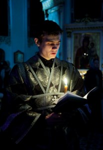Утреня с чтением Великого канона преподобного Андрея Критского в храме в честь Сошествия Святого Духа г. Саратова