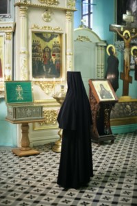 Заупокойная Литургия и панихида в Духосошественском кафедральном соборе Саратова