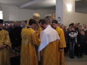 Божественная литургия в храме во имя святителя Тихона Задонского г. Саратова