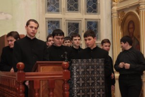 Великое повечерие с чтением покаянного канона преподобного Андрея Критского