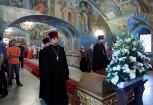 Всенощное бдение с чином Погребения Божией Матери в Свято-Троицком кафедральном соборе г. Саратова