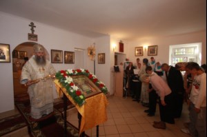 Божественная литургия в Крестовоздвиженском храме города Саратова