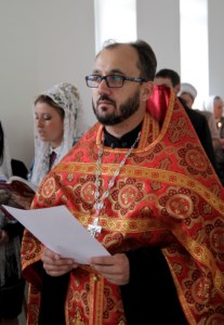 Прихожане строящегося храма святых Адриана и Наталии молитвенно отметили день памяти святых