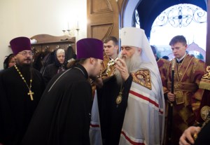 Митрополит Лонгин совершил Великое освящение храма во имя великомученицы Параскевы с. Благодатное Хвалынского района