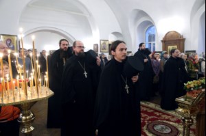 Божественная литургия в Спасо-Преображенском мужском монастыре г.Саратова