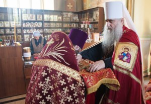 Всенощное бдение в храме в честь Покрова Пресвятой Богородицы г.Саратова