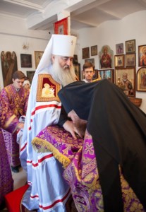 Божественная литургия на Подворье Свято-Никольского мужского монастыря г.Саратова с.Елшанка Воскресенского района