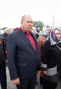 Освящение поклонного креста на въезде в г. Шиханы