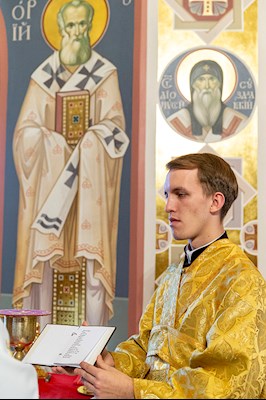 Божественная литургия в Свято-Троицком кафедральном соборе г. Саратова
