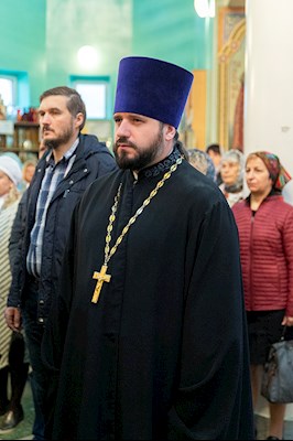 Божественная литургия в храме Всех святых, в земле Русской просиявших, г. Саратова