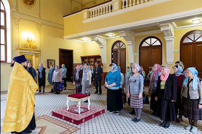 В Саратове открылись курсы для распространителей церковной утвари