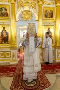 Царские часы и Изобразительны на Архиерейском подворье — в храме во имя святого апостола и евангелиста Иоанна Богослова при Саратовской православной духовной семинарии г. Саратова
