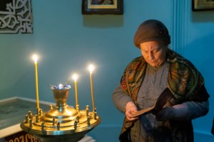 Великое повечерие с чтением канона преподобного Андрея Критского в храме Сошествия Святого Духа г. Саратова