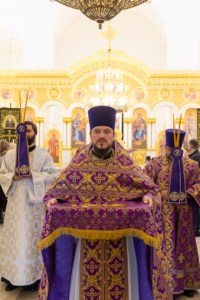 Божественная литургия в храме святителя Спиридона Тримифунтского г. Саратова