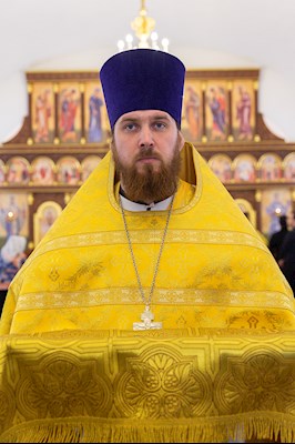 Епископ Манхэттенский Николай совершил Божественную литургию в храме святителя Николая Японского г. Саратова