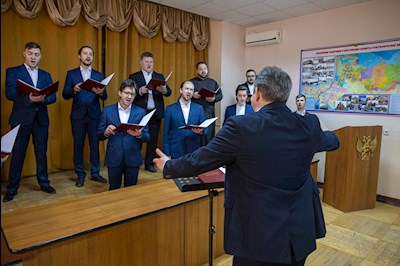 Архиерейский хор Саратовской митрополии выступил в СИЗО