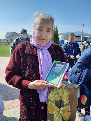 Приход храма в поселке Дубки провел благотворительную ярмарку