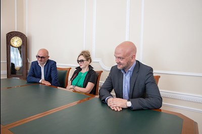 Митрополит Игнатий провел встречи с благотворителями
