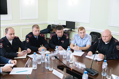 Митрополит Игнатий возглавил совещание, посвященное организации крестного хода с Казанской иконой Божией Матери
