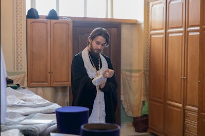 Митрополит Игнатий совершил отпевание клирика саратовского храма в честь иконы Божией Матери «Утоли моя печали» диакона Андрея Николаевцева