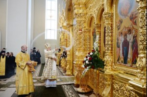 Митрополит Лонгин сослужил Святейшему Патриарху Кириллу во время малого освящения Вознесенского собора Вознесенского женского монастыря Тамбова и всенощного бдения