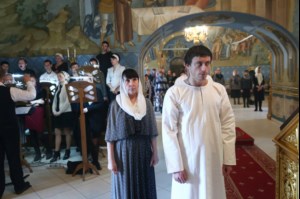 Крещальная литургия в Свято-Троицком соборе Саратова
