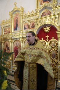Божественная литургия в храме святителя Иоанна Златоуста в п. Зональный г.Саратова