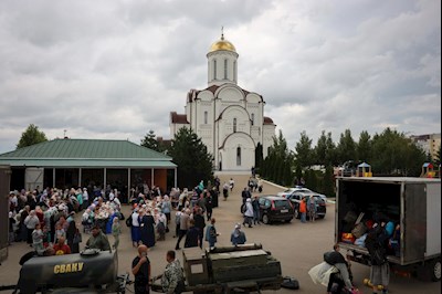 Митрополит Игнатий совершил Литургию в храме великомученика Георгия Победоносца г. Саратова