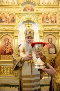 Божественная литургия в храме святителя Иоанна Златоуста в п. Зональный г.Саратова