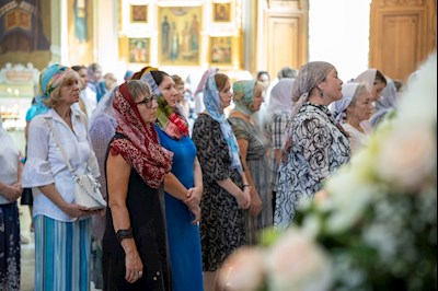 Митрополит Игнатий совершил Божественную литургию в Покровском соборе г. Саратова