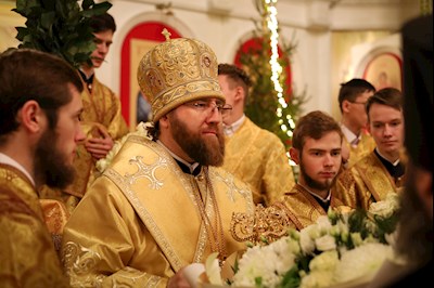 Великая рождественская вечерня в Покровском соборе г. Саратова