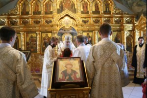 Крещальная литургия в Свято-Троицком кафедральном соборе г.Саратова