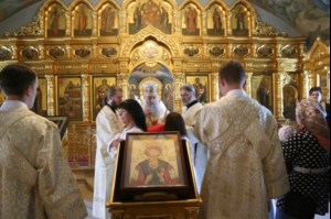 Крещальная литургия в Свято-Троицком кафедральном соборе г.Саратова