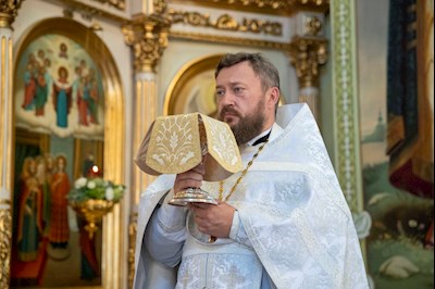 Митрополит Игнатий совершил Божественную литургию в Покровском соборе г. Саратова