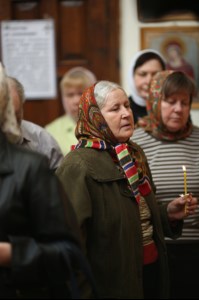 Божественная литургия и панихида в храме во имя святителя и чудотворца Николая на Елшанском кладбище г.Саратова