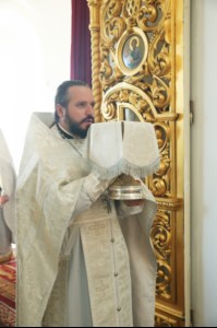 Божественная литургия в храме во имя Архангела Михаила с. Михайловка Саратовского района