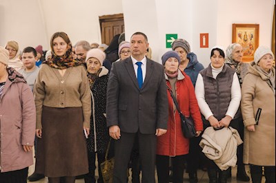 Архиереи Саратовской митрополии совершили Божественную литургию в соборном храме святого благоверного князя Александра Невского г. Ртищево