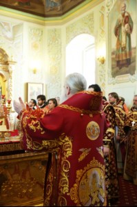 Божественная литургия в храме в честь Покрова Пресвятой Богородицы г. Саратова