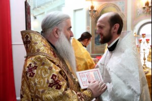 Божественная литургия в храме во имя Всех Святых, в земле Российской просиявших, г.Саратова