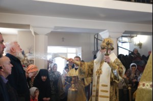 Божественная литургия в храме святителей Василия Великого, Григория Богослова, Иоанна Златоуста г.Саратова
