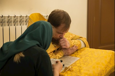 Митрополит Игнатий совершил Божественную литургию в соборном храме святителя Спиридона Тримифунтского г. Саратова