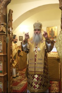 Божественная литургия в храме во имя святителя и чудотворца Николая на Елшанском кладбище г. Саратова