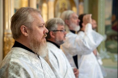Митрополит Игнатий совершил Божественную литургию в Покровском соборе г. Саратова