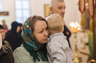 Архиереи Саратовской митрополии совершили Божественную литургию в соборном храме святого благоверного князя Александра Невского г. Ртищево