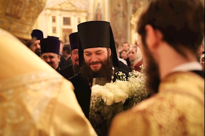 Великая рождественская вечерня в Покровском соборе г. Саратова